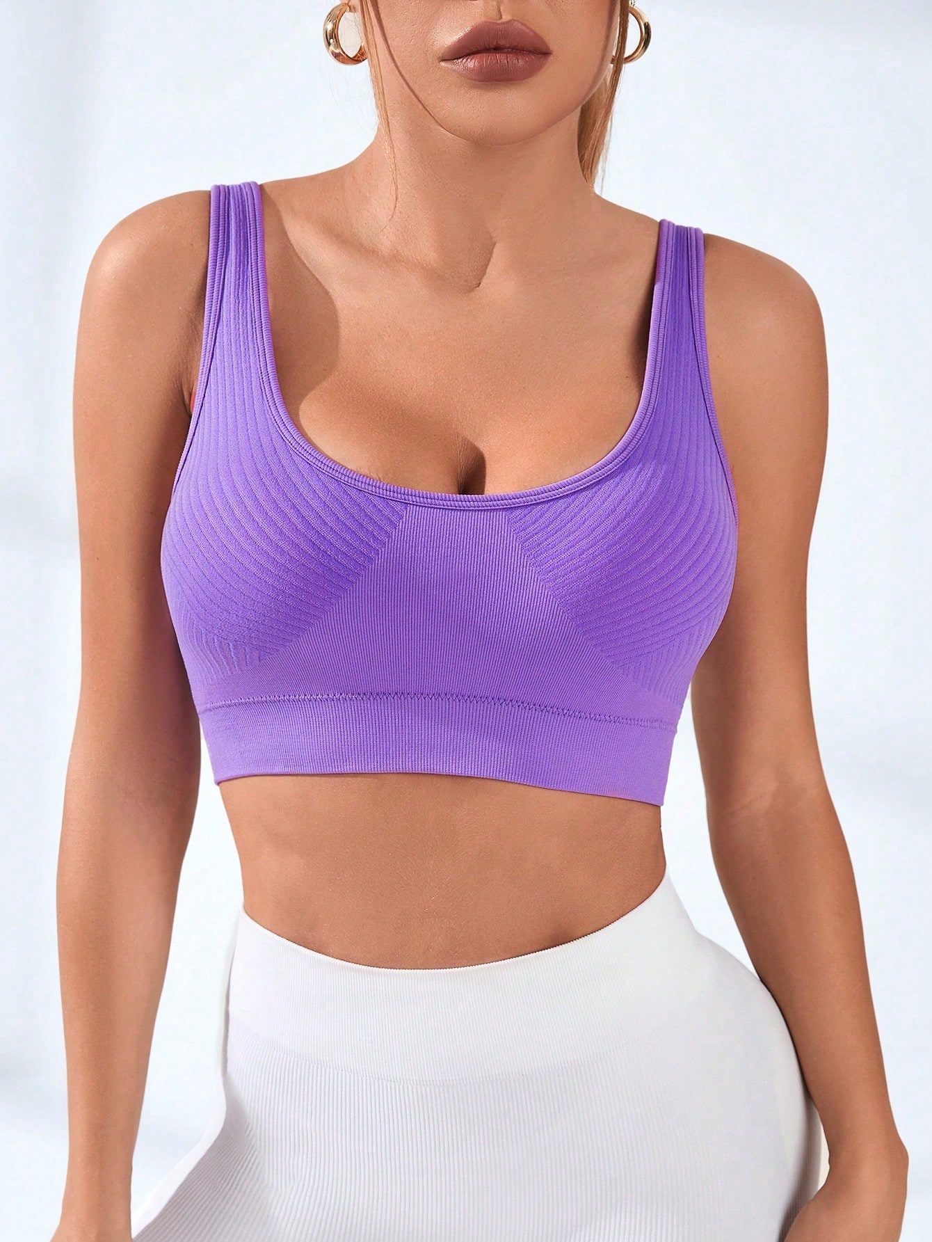 Damski prążkowany sportowy biu – Seamless Ribbed Workout Tank Top recenzja i cena